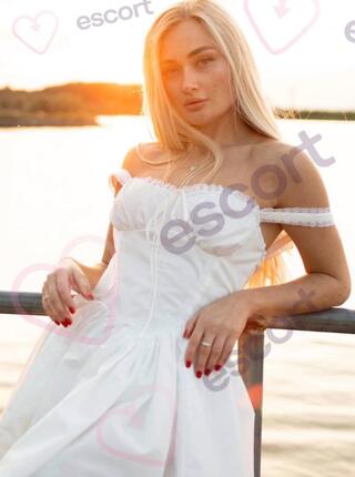 Sofia Nowa - escort Wroclaw