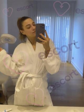 Lina - escort Amsterdam