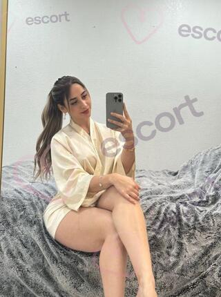 Danielle - escort Amsterdam