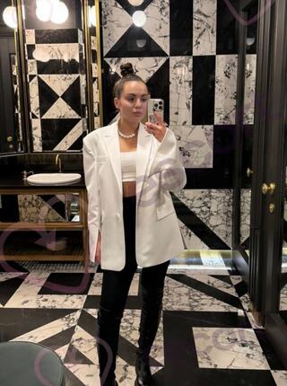 Lilia - escort Warschau