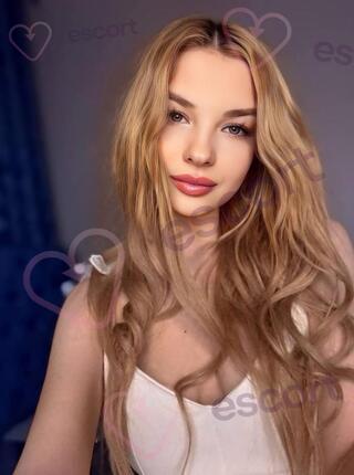 Alisa GFE - escort Wroclaw
