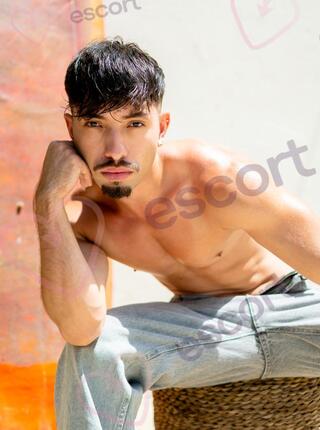 Ycaro - escort Warsaw