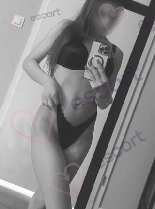 Twoja Dyskretna masażystka - escort Breslavia