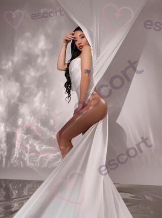 Victoria - escort Varsovie