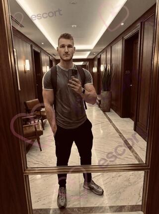 Damian - escort Cracovia