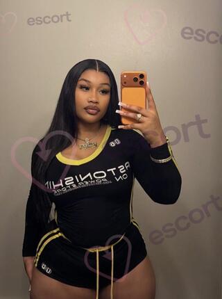 Peachylorrisa - escort Bochum