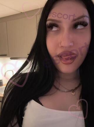 18 Mega Piękna Nastolatka - escort Varsovia