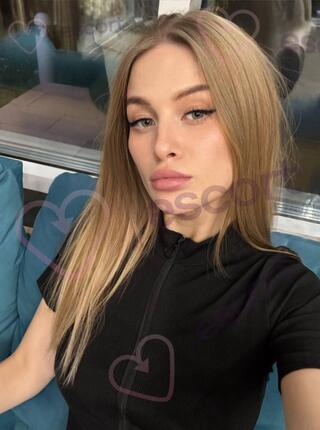 Kira - escort Lodz