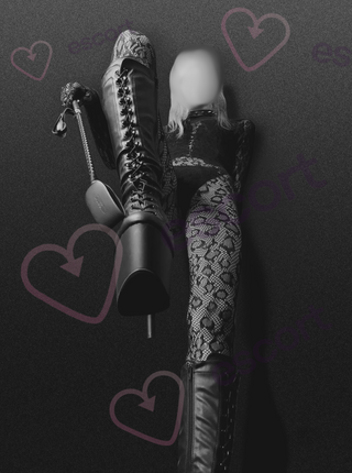 Lady Charlotte - escort 