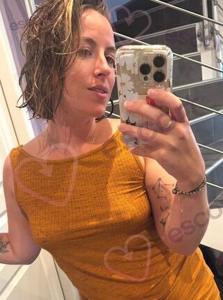 Cynthia - escort Cologne