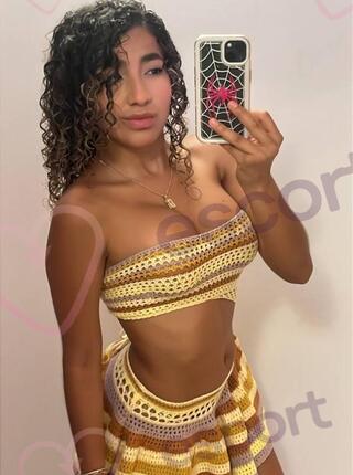 Kurewka analna 18 lat - escort Cracovia