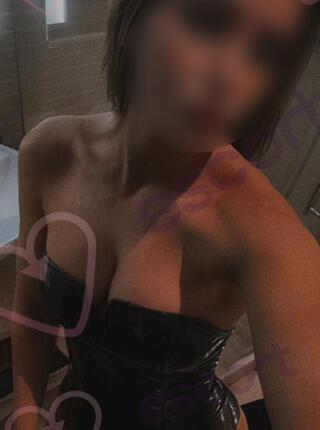 Róża priv - escort Varsovie