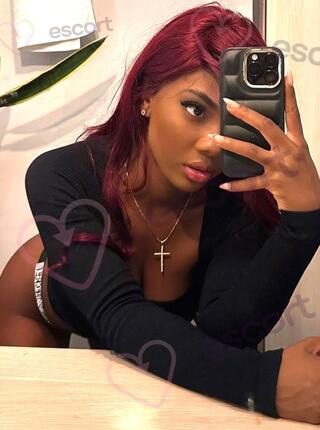 Isabela - escort Varsovia