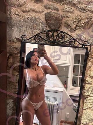 Katy - escort Cracow