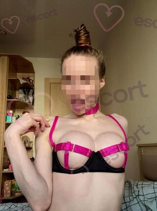 Laura - escort Wroclaw