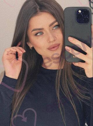 Rianna - escort Rzeszow