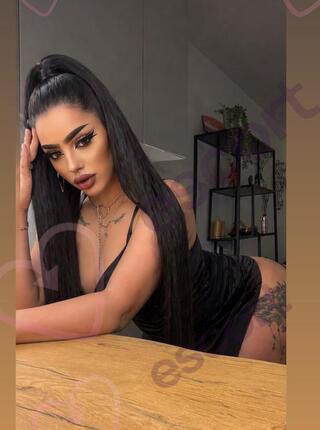 Adel - escort Varsovia