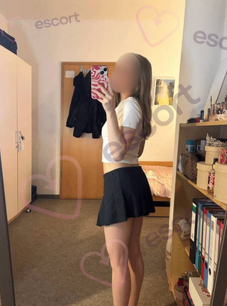 Ciasna Suczka - escort 