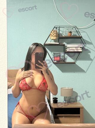 Sofia - escort Varsovia