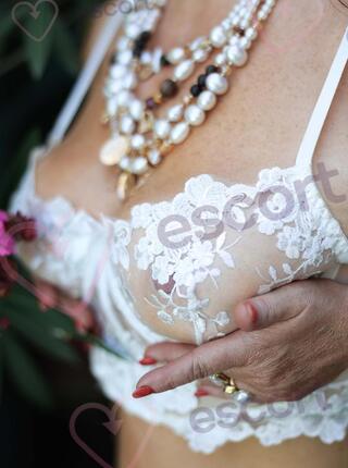 Milf Rita Hypnos Lounge Priv - escort Breslau