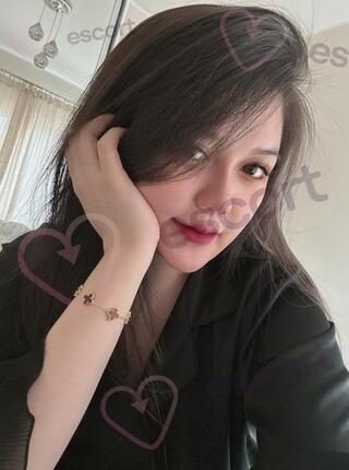 Chubby Asian GFE - escort Ostrowiec Świętokrzyski
