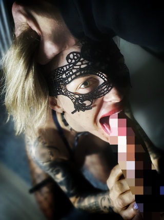 JUICY ONLINE - escort 
