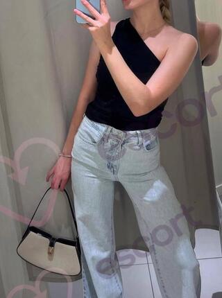Kira Blondi - escort Rzeszów