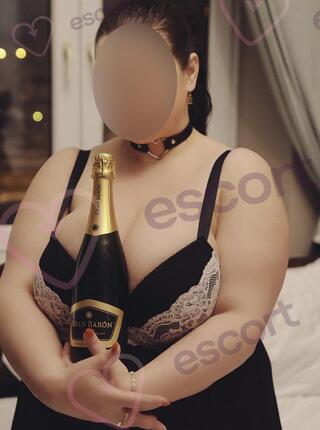 Big Tits - escort Lodz