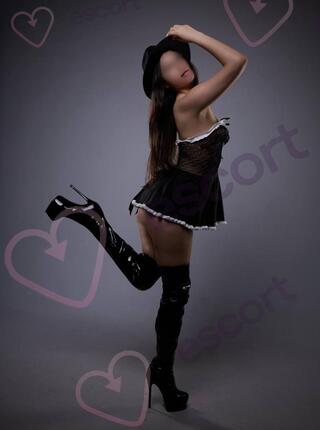 Amina - escort Warsaw