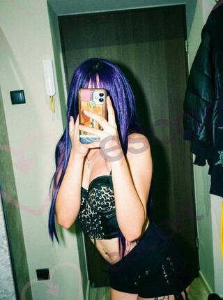 Domcia - escort 
