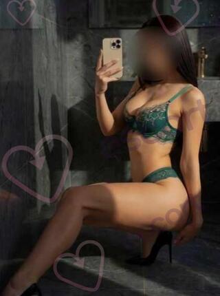Seksowna Lenka priv - escort Warsaw