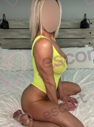 Niewyżyta - escort Varsovia