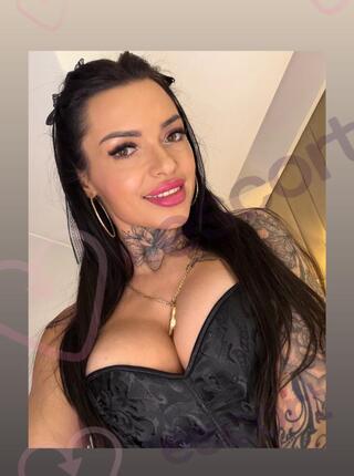 PinkVivi - escort 
