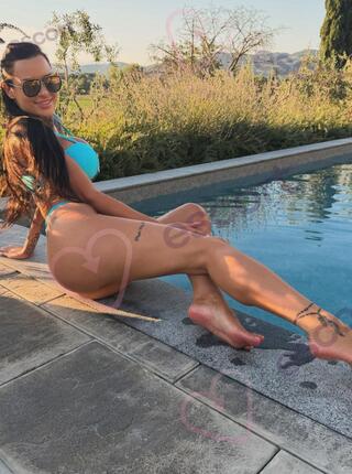 PinkVivi - escort 