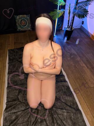 Nowa Sandra - escort Cracovia