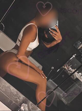 Kamila - escort Varsovia
