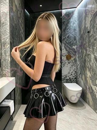 Laura Vip - escort Poznan