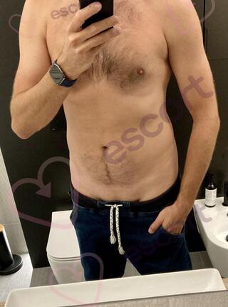 Tomek - escort Warschau