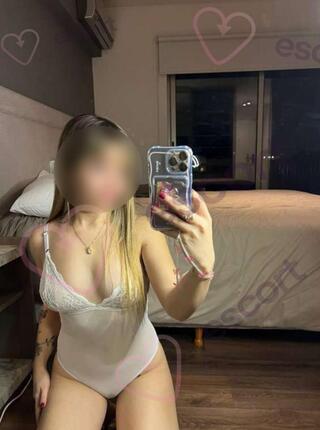Laura - escort 