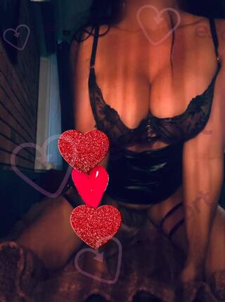 Laura - escort Mielec
