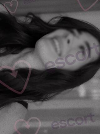 Rianna - escort Wroclaw