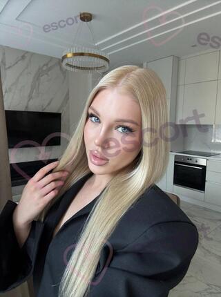 Alice - escort Varsovie