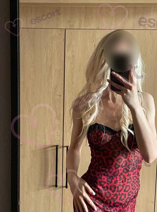 lila nuru erotic - escort Cracovie