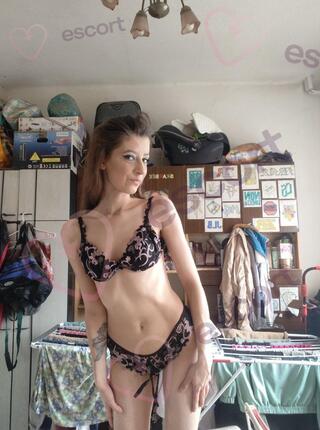 NATURALNA CHUDA - escort 