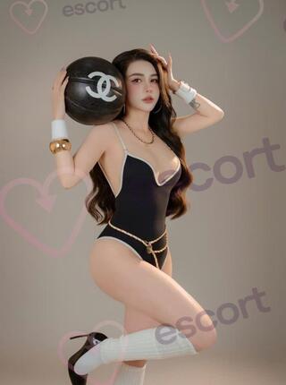 Hanna Korea Full Services - escort Warsaw