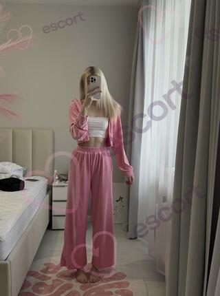 Nika - escort Warsaw