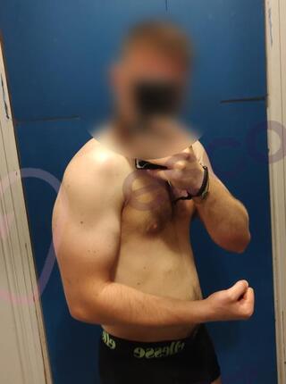 Adrian - escort Tychy