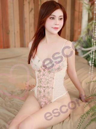 Yumi Asian Full Service - escort Breslavia