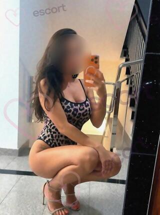 Gorąca Asia - escort Stalowa Wola