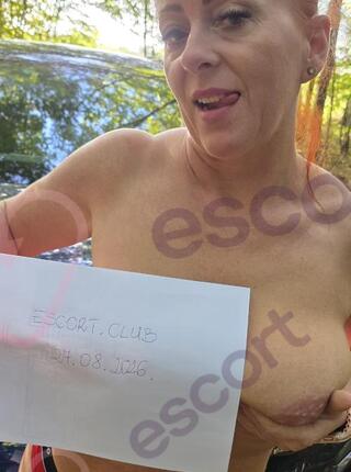 Aneta VIP - escort Warsaw